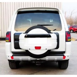 FEU ARRIERE LEDS MITSUBISHI PAJERO IV (06-20)