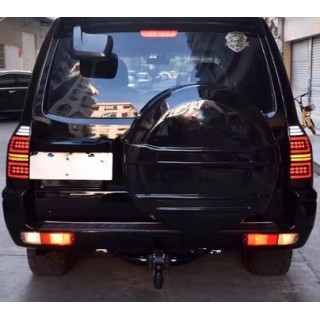 FEU ARRIERE LEDS MITSUBISHI PAJERO III (00-12)