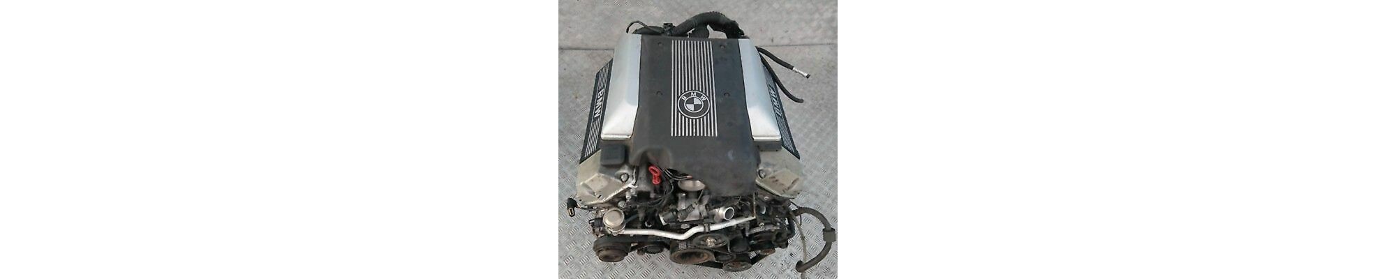 4,4 V8 INJ 286CV