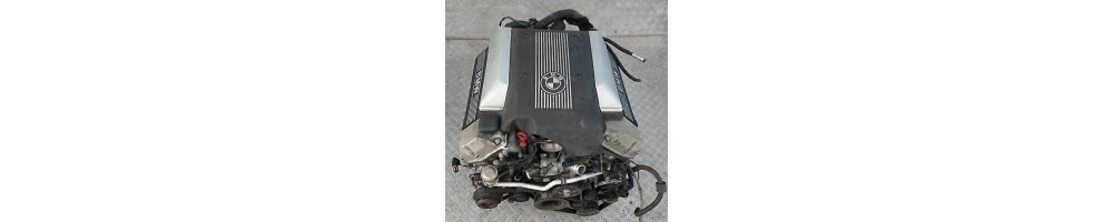 4.4 V8i M67 (BMW) 292CV